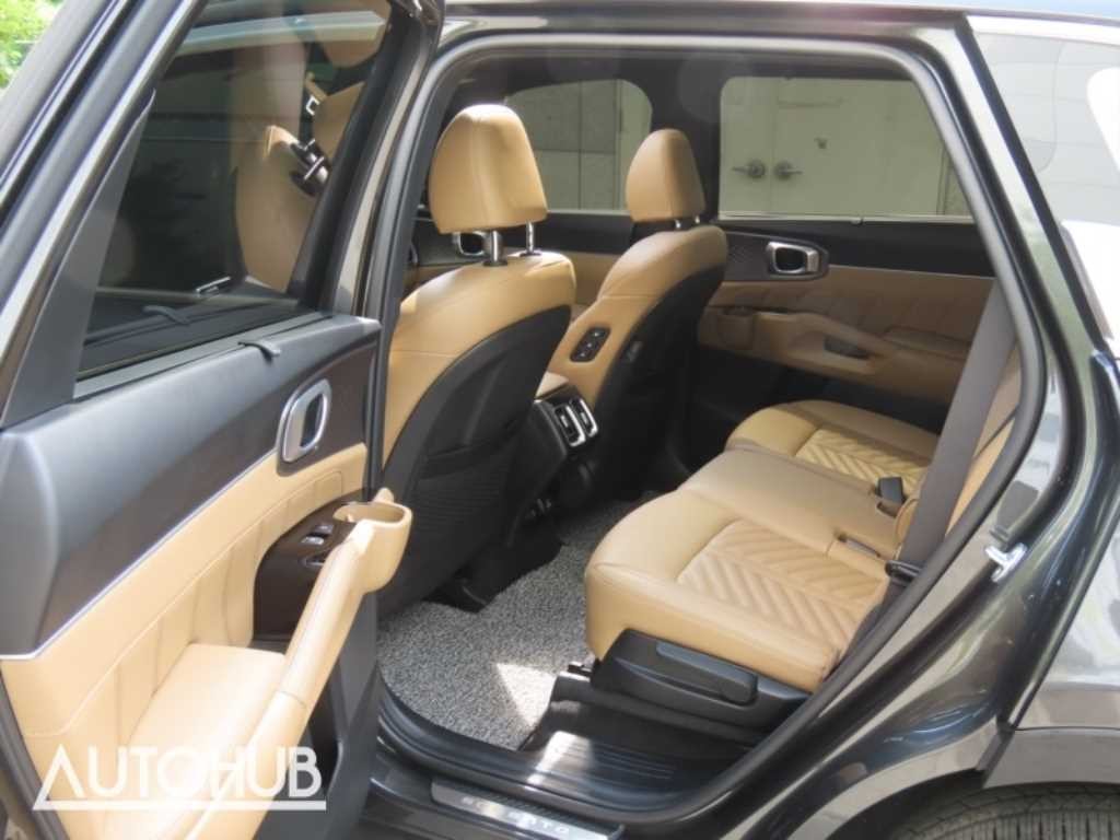 기아 쏘렌토 더 뉴 쏘렌토 4세대 가솔린 2.5T 4WD 시그니처 이미지 14