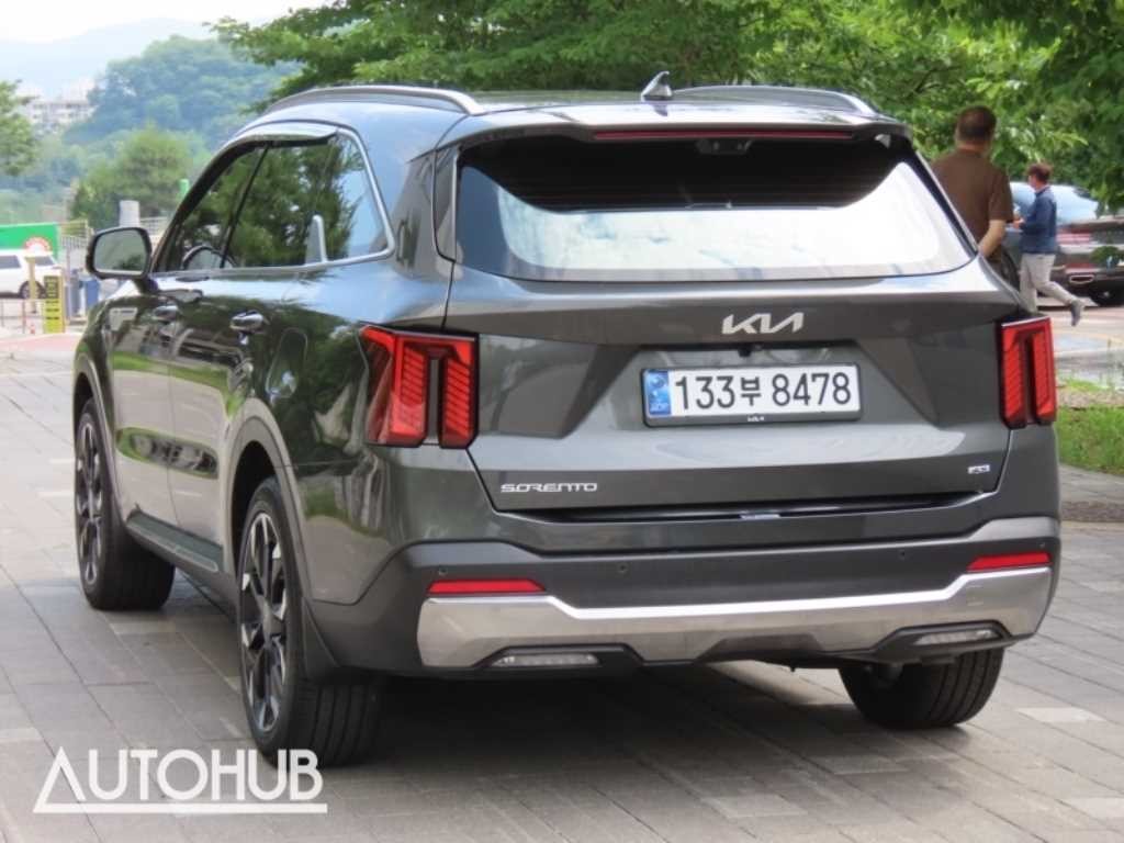 기아 쏘렌토 더 뉴 쏘렌토 4세대 가솔린 2.5T 4WD 시그니처 이미지 4