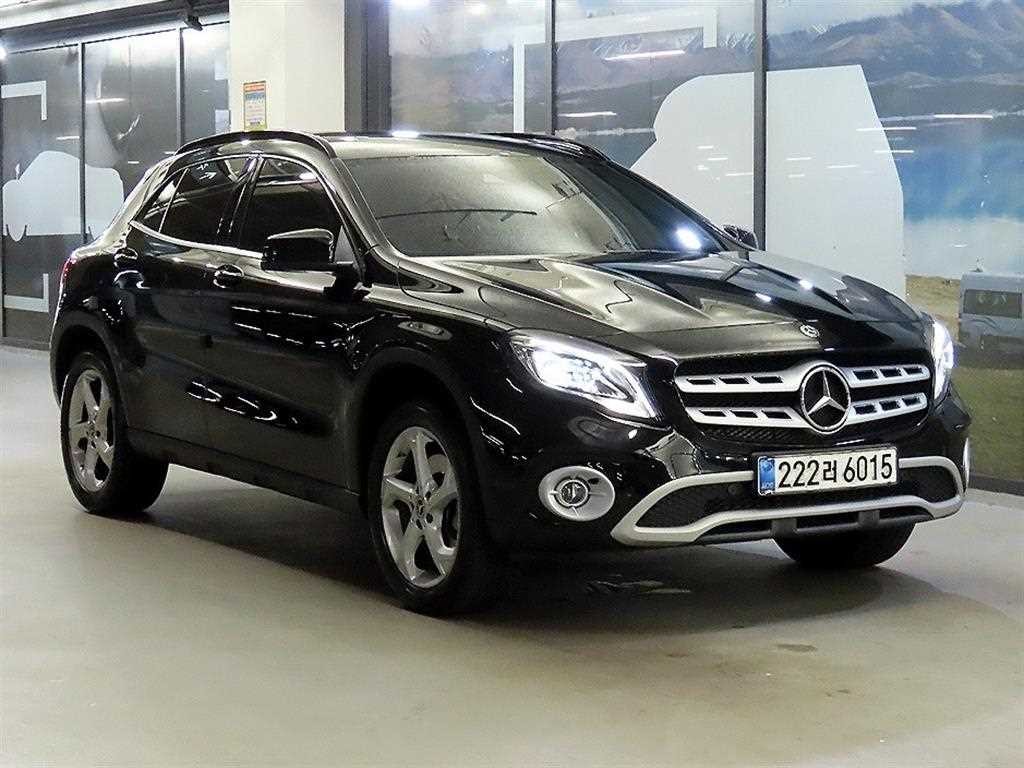 벤츠 GLA 클래스 GLA클래스 X156 GLA220 이미지 1