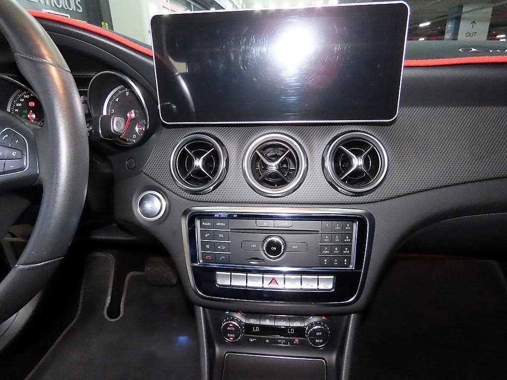 벤츠 GLA 클래스 GLA클래스 X156 GLA220 이미지 11