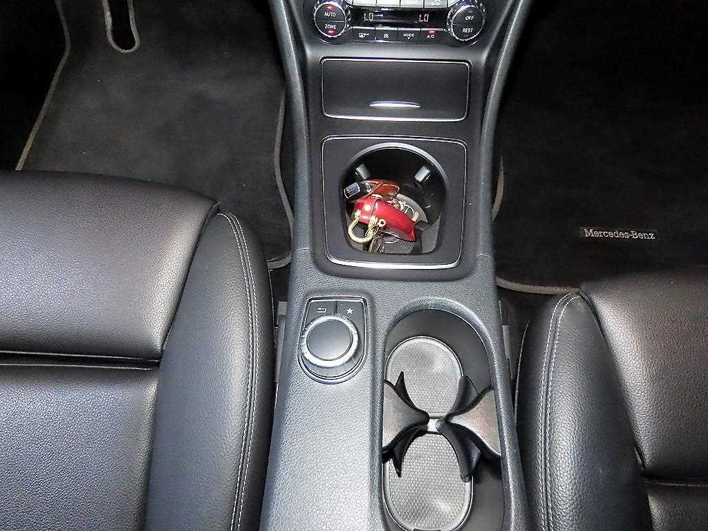 벤츠 GLA 클래스 GLA클래스 X156 GLA220 이미지 12