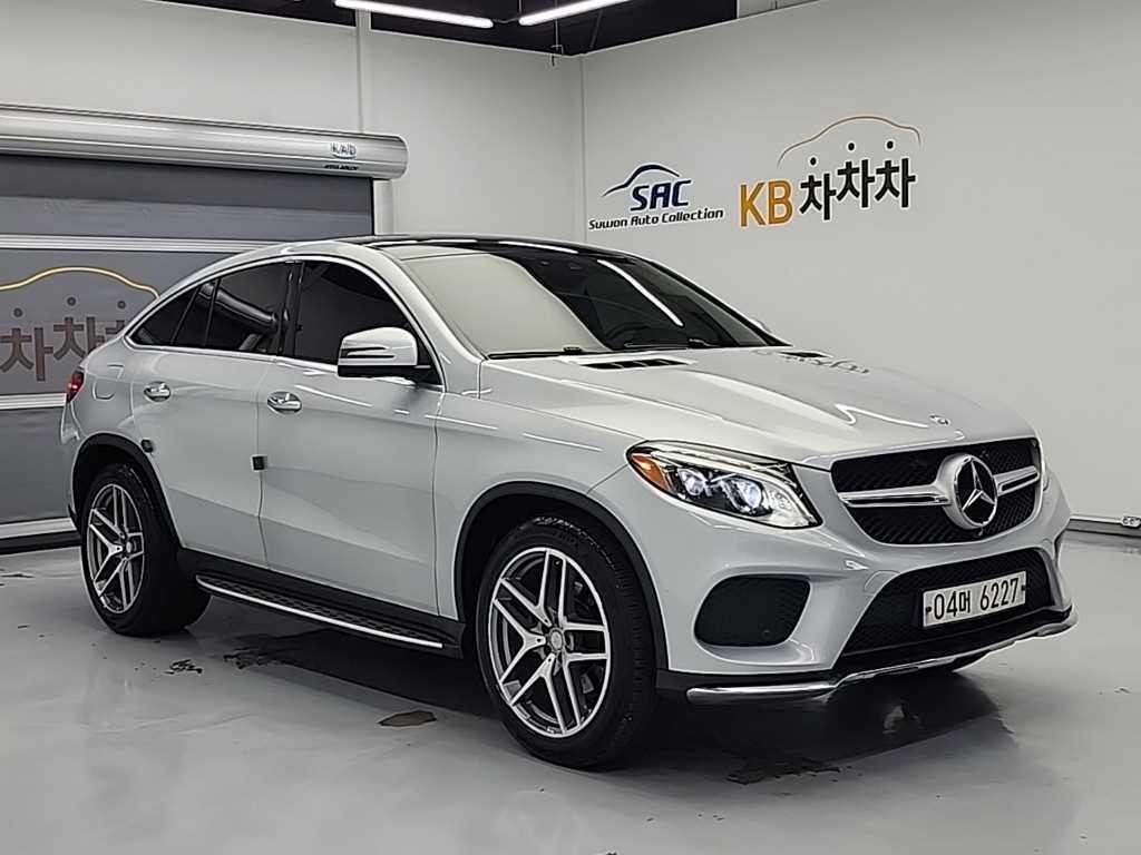 벤츠 GLE 클래스 GLE 클래스 W166 GLE 350 d 4MATIC 쿠페 이미지 4
