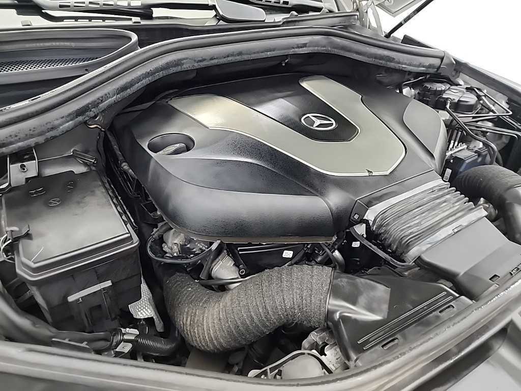 벤츠 GLE 클래스 GLE 클래스 W166 GLE 350 d 4MATIC 쿠페 이미지 5