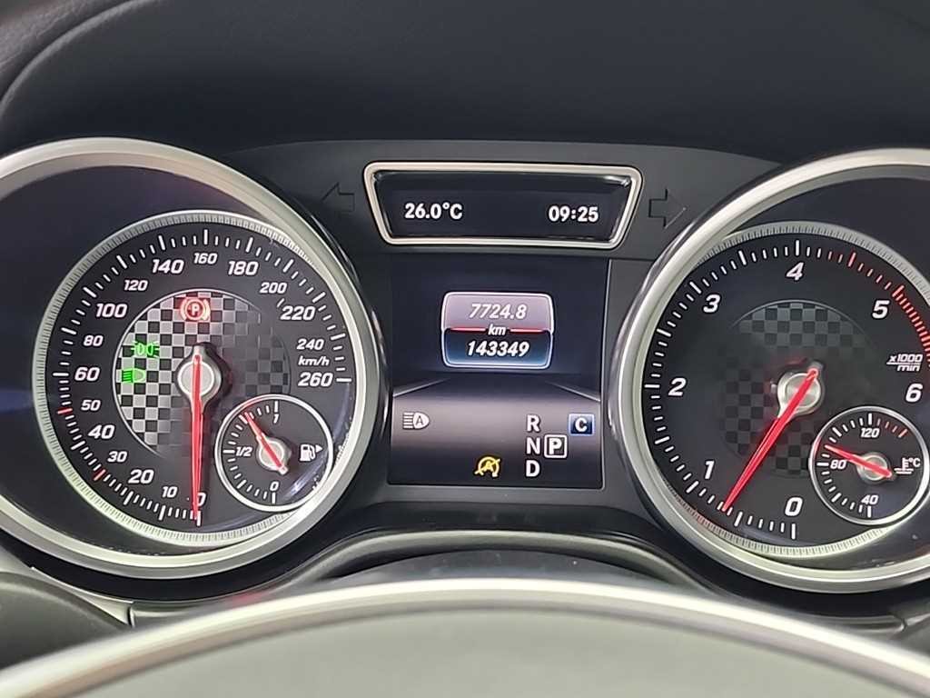 벤츠 GLE 클래스 GLE 클래스 W166 GLE 350 d 4MATIC 쿠페 이미지 6