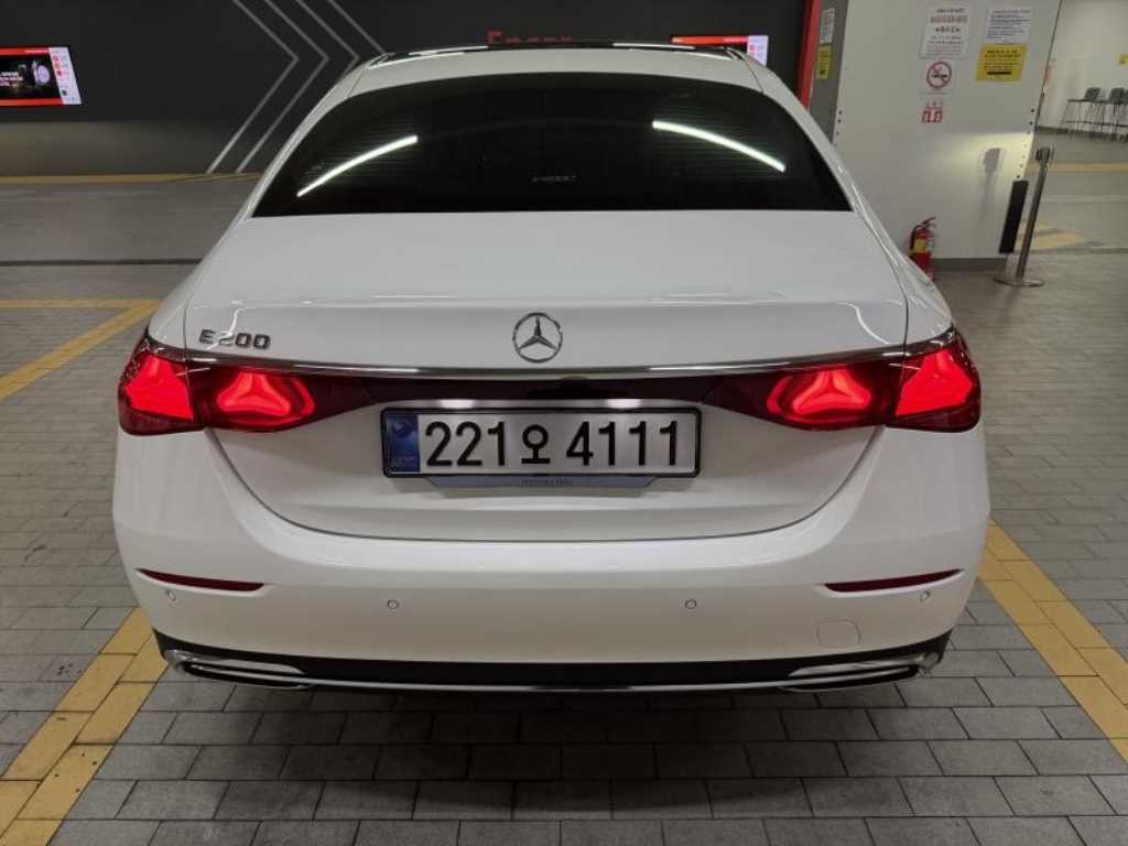 벤츠 E 클래스 E-클래스 W214 E200 아방가르드 이미지 4