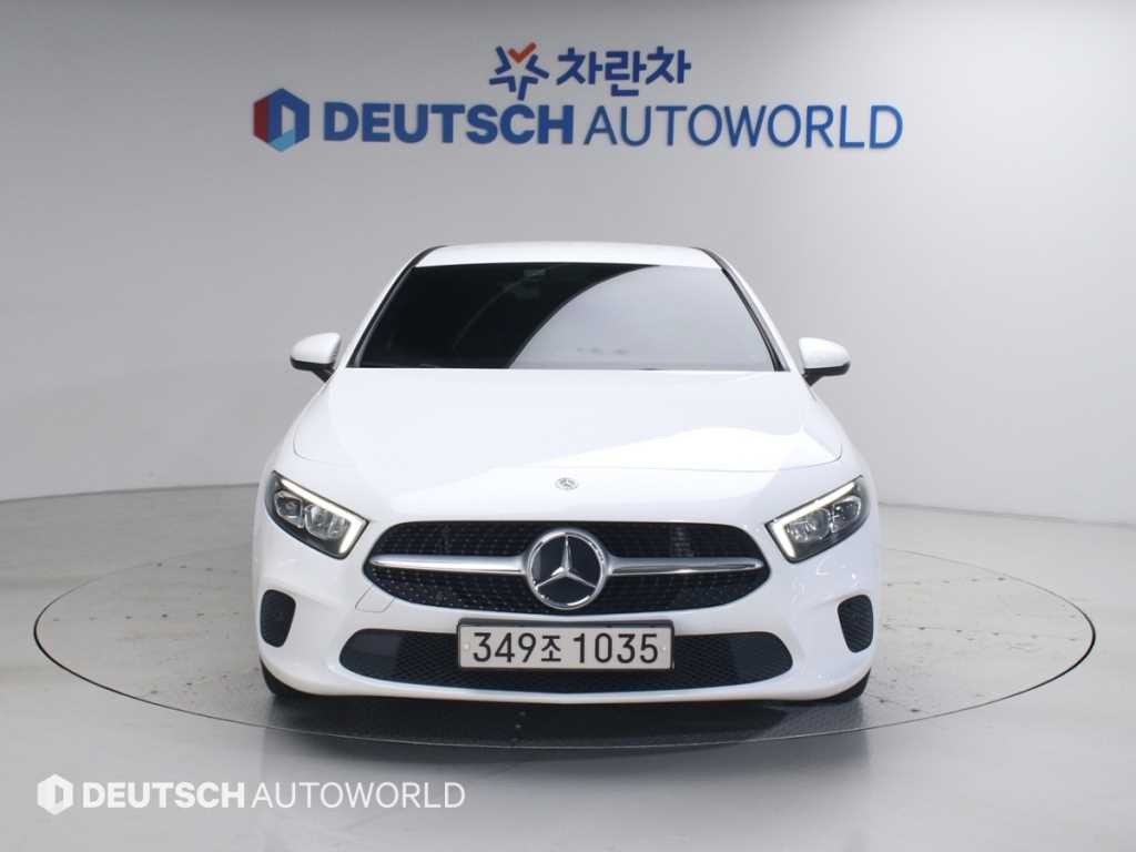 벤츠 A 클래스 A클래스 W177 A200 해치백 이미지 3