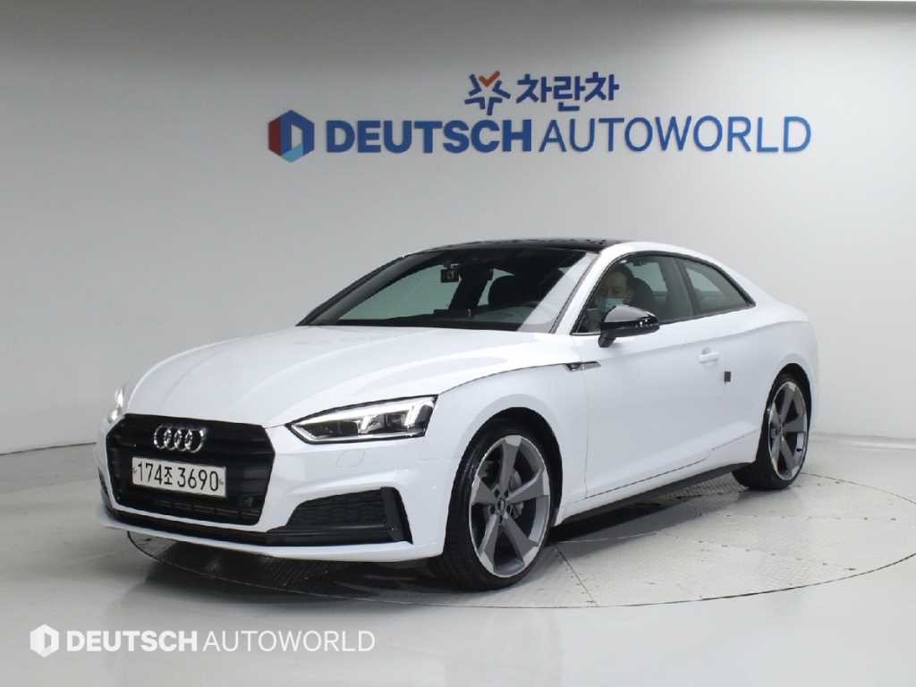 아우디 A5 A5 (F5) 45 TFSI 콰트로 쿠페 이미지 1