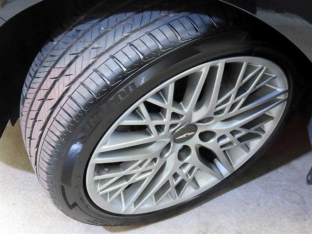 제네시스 G70 더 뉴 G70 가솔린 2.0T 2WD 이미지 19