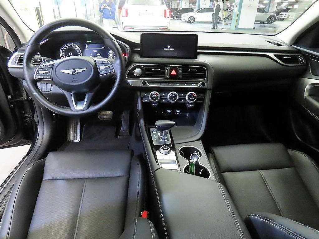 제네시스 G70 더 뉴 G70 가솔린 2.0T 2WD 이미지 9