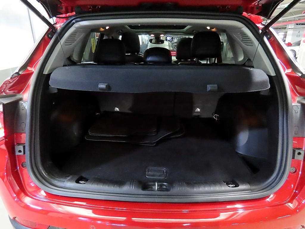 지프 컴패스 컴패스 2세대 2.4 AWD 론지튜드 이미지 17