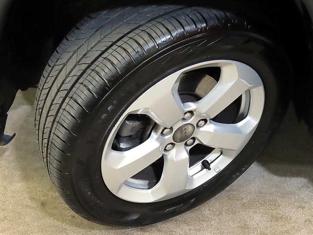 지프 컴패스 컴패스 2세대 2.4 AWD 론지튜드 이미지 20