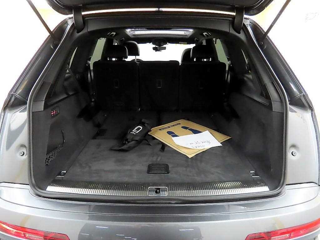 아우디 Q7 Q7 (4M) 45 TDI 콰트로 프리미엄 이미지 18