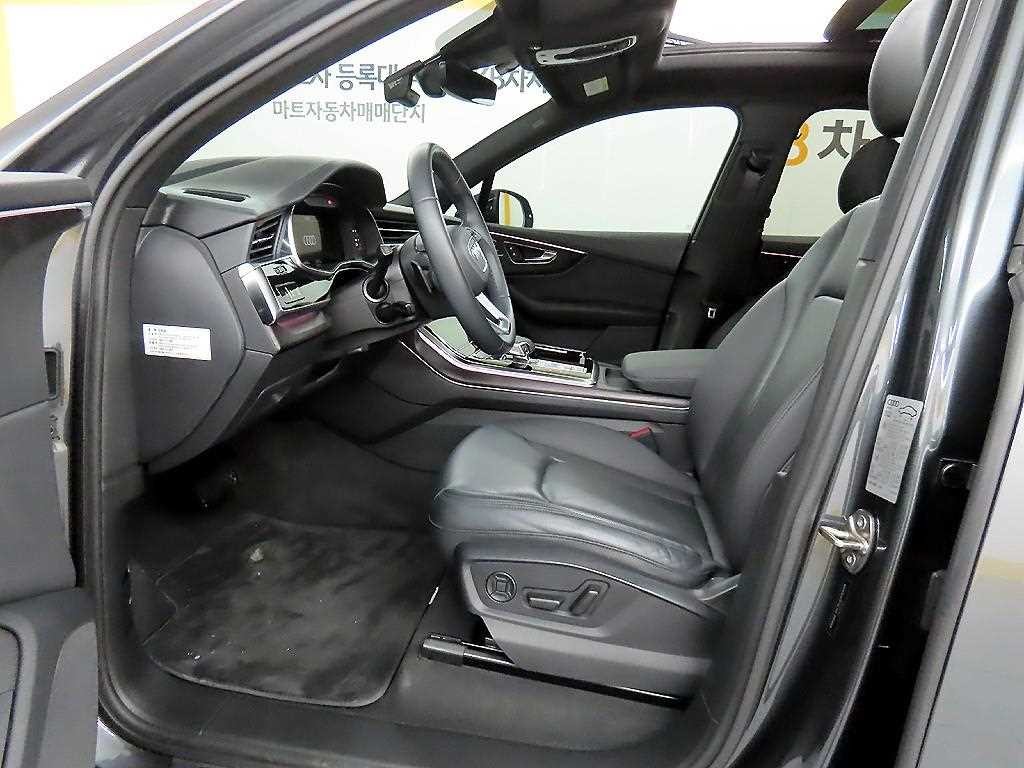 아우디 Q7 Q7 (4M) 45 TDI 콰트로 프리미엄 이미지 5