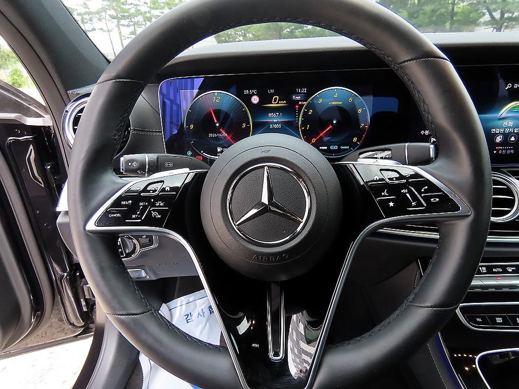 벤츠 E 클래스 E-클래스 W213 E450 4MATIC 익스클루시브 이미지 8