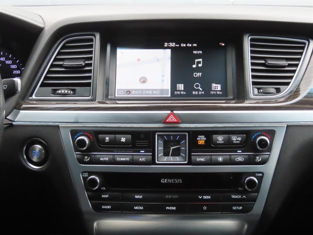 제네시스 G80 3.3 GDI AWD 럭셔리 이미지 11