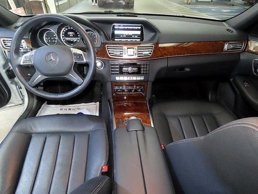 벤츠 E 클래스 E-클래스 W212 E300 아방가르드 이미지 10