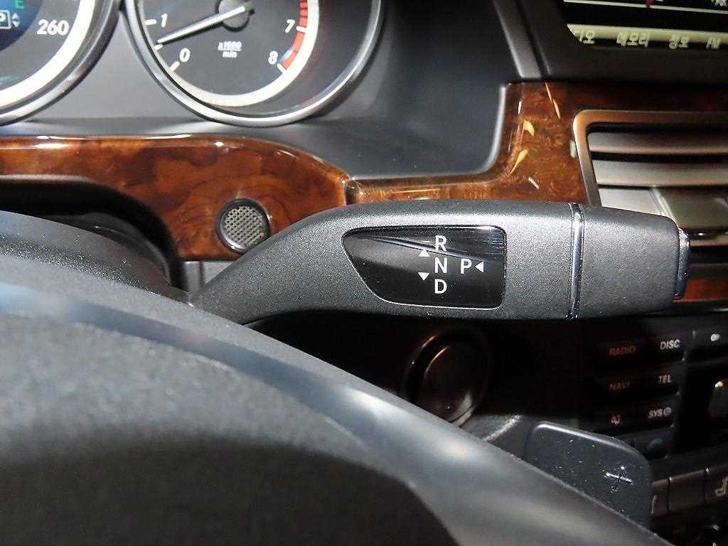 벤츠 E 클래스 E-클래스 W212 E300 아방가르드 이미지 12