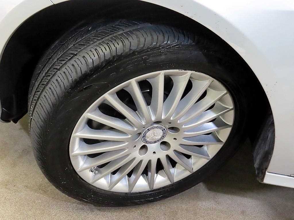 벤츠 E 클래스 E-클래스 W212 E300 아방가르드 이미지 20