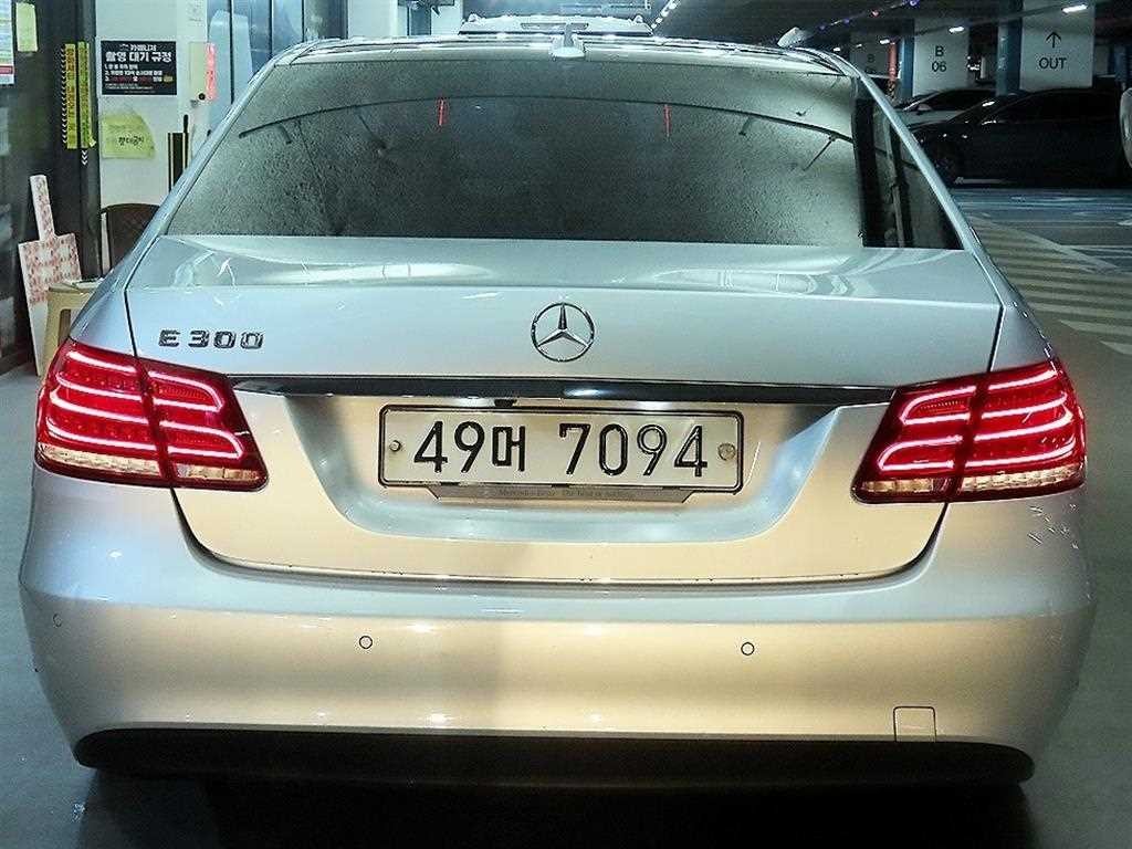 벤츠 E 클래스 E-클래스 W212 E300 아방가르드 이미지 5
