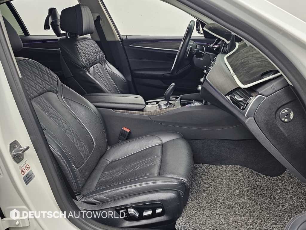 BMW 5시리즈 5시리즈 (G30) 520d xDrive 럭셔리 플러스 이미지 10