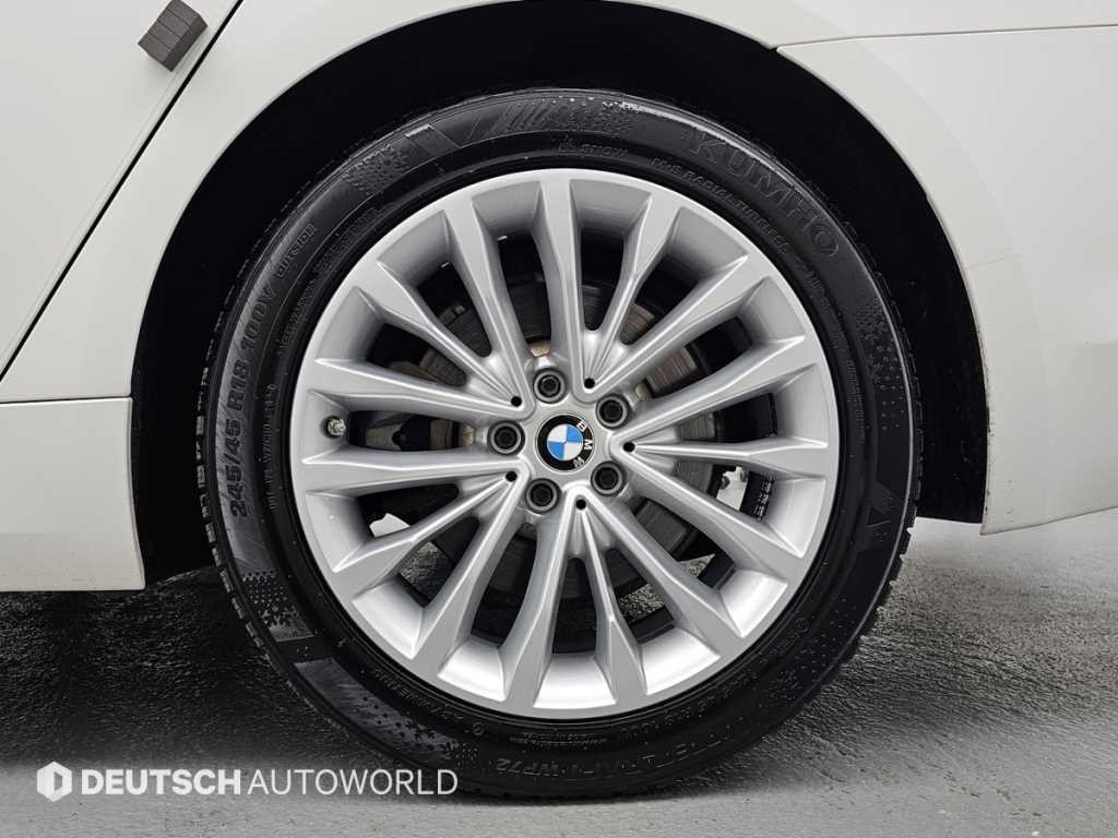 BMW 5시리즈 5시리즈 (G30) 520d xDrive 럭셔리 플러스 이미지 5
