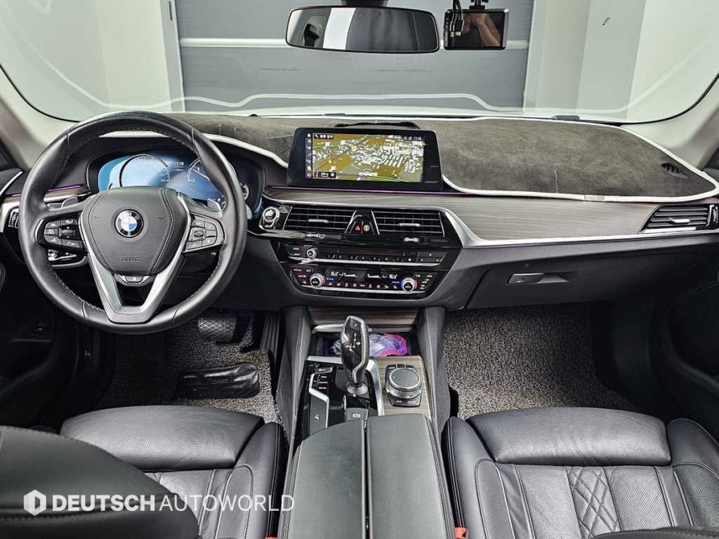 BMW 5시리즈 5시리즈 (G30) 520d xDrive 럭셔리 플러스 이미지 7