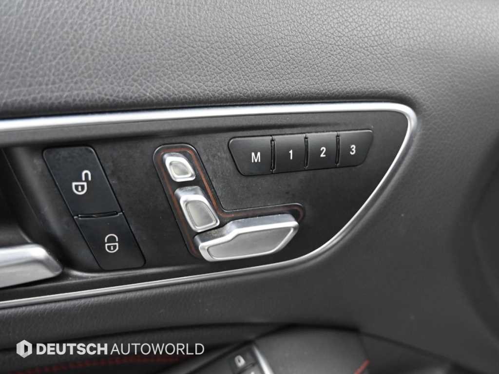벤츠 GLA 클래스 GLA클래스 X156 GLA45 AMG 4MATIC 이미지 16