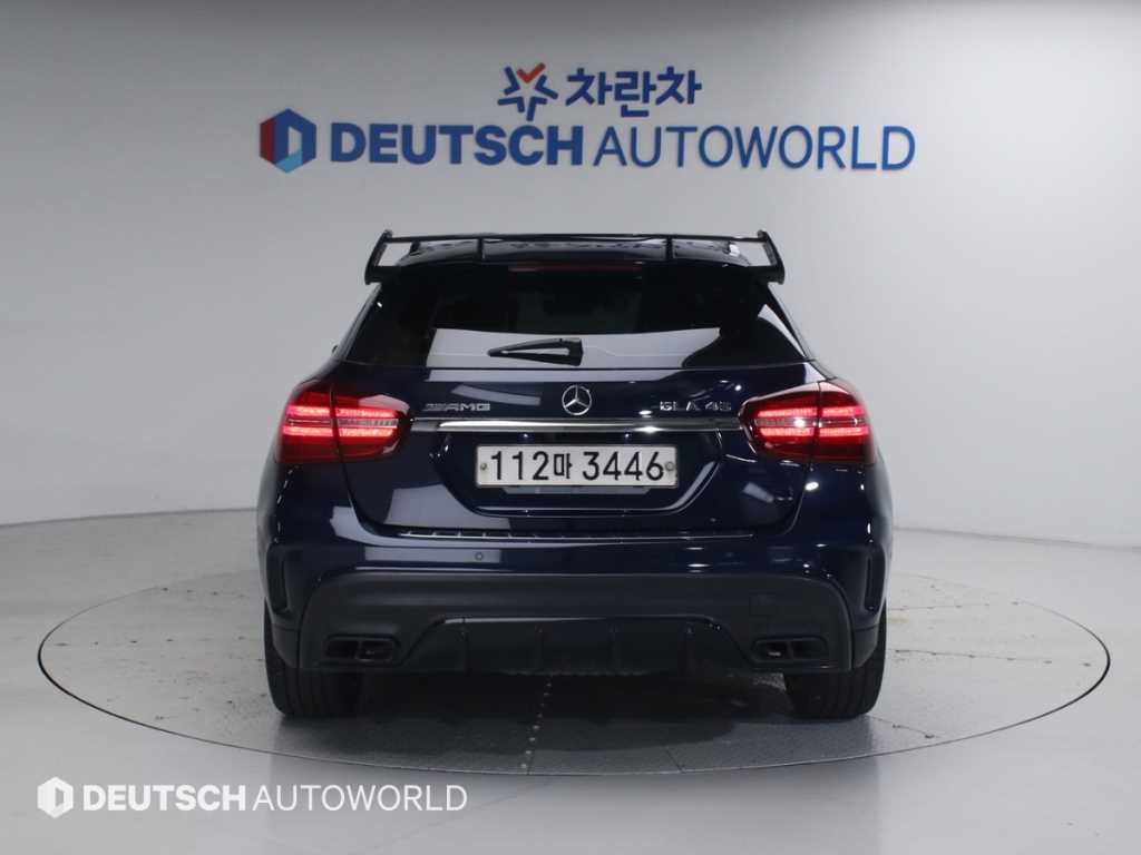 벤츠 GLA 클래스 GLA클래스 X156 GLA45 AMG 4MATIC 이미지 4