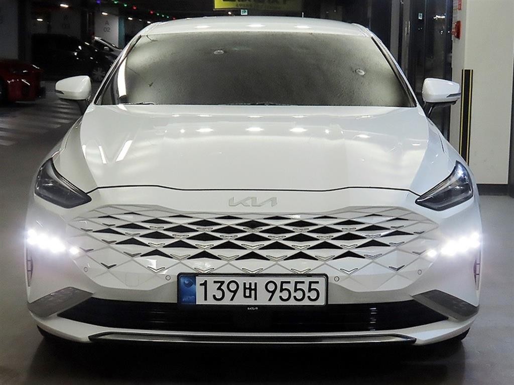 기아 K8 2.5 2WD 노블레스 이미지 2