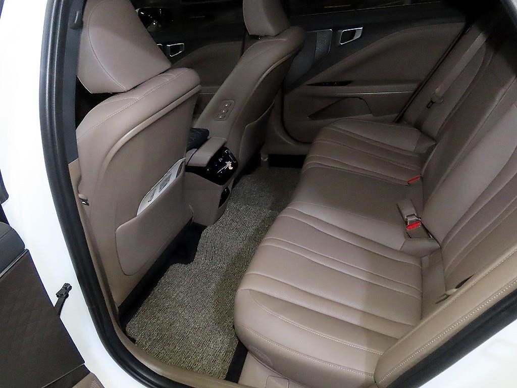 기아 K8 2.5 2WD 노블레스 이미지 7
