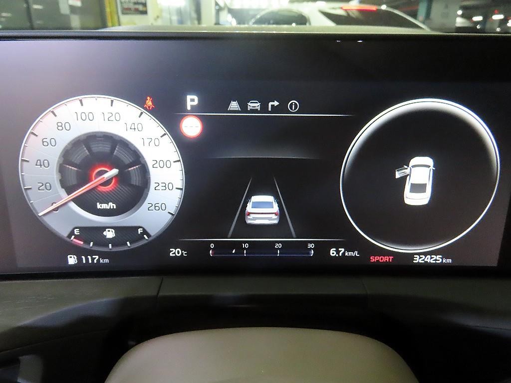 기아 K8 2.5 2WD 노블레스 이미지 9