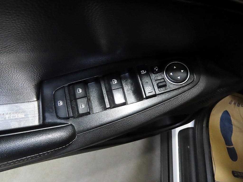 기아 셀토스 디젤 1.6 2WD 노블레스 이미지 13