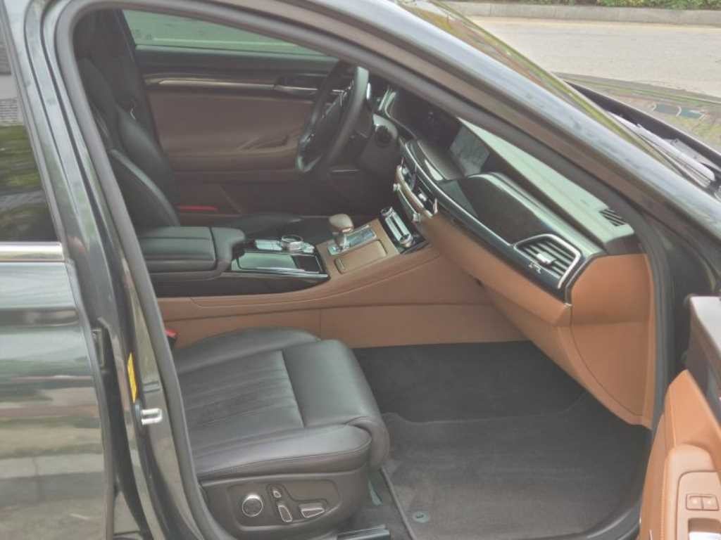 제네시스 G90 3.8 GDI AWD 프리미엄 럭셔리 이미지 10