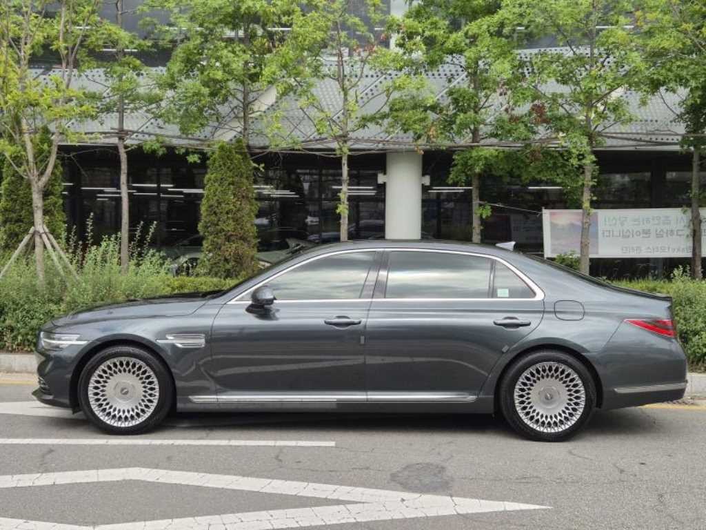 제네시스 G90 3.8 GDI AWD 프리미엄 럭셔리 이미지 2