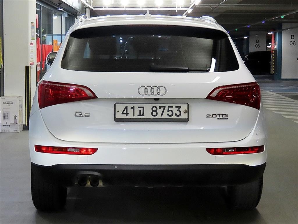 아우디 Q5 2.0 TDI 콰트로 이미지 5