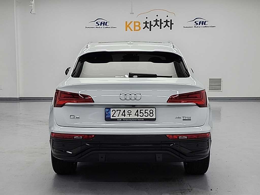 아우디 Q5 Q5 (FY) 45 TFSI 콰트로 스포트백 이미지 4