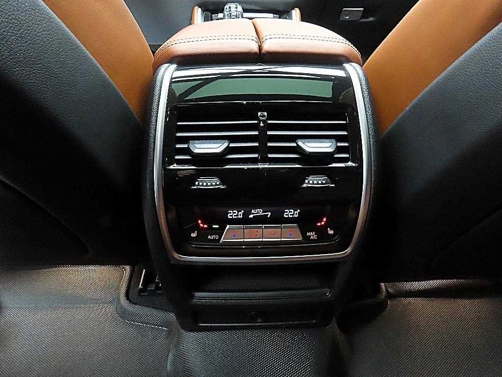 BMW X6 X6 (G06) M50i 이미지 18