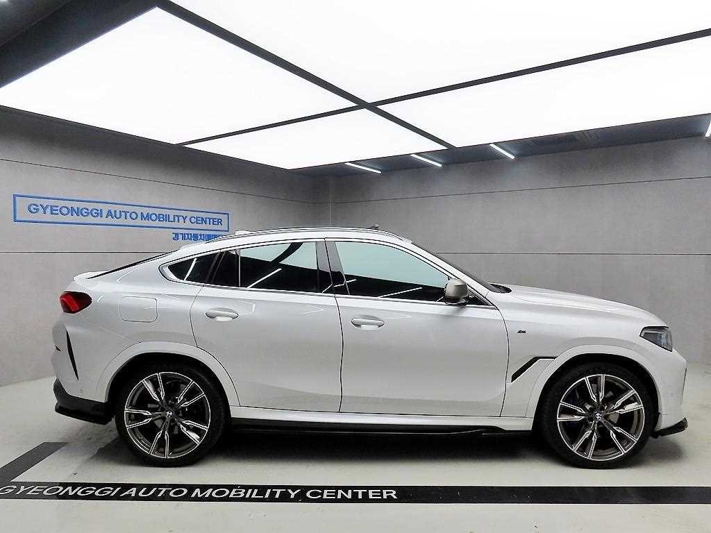 BMW X6 X6 (G06) M50i 이미지 2