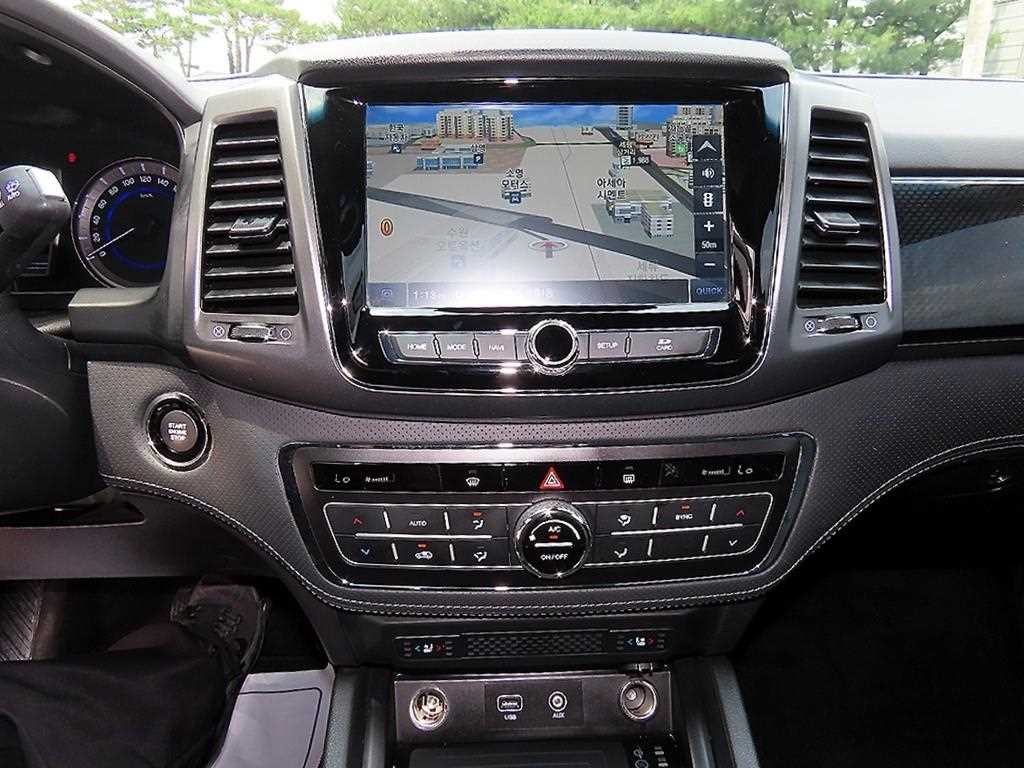 KG모빌리티(쌍용) 렉스턴 더 뉴 렉스턴 스포츠 디젤 2.2 4WD 노블레스 이미지 14
