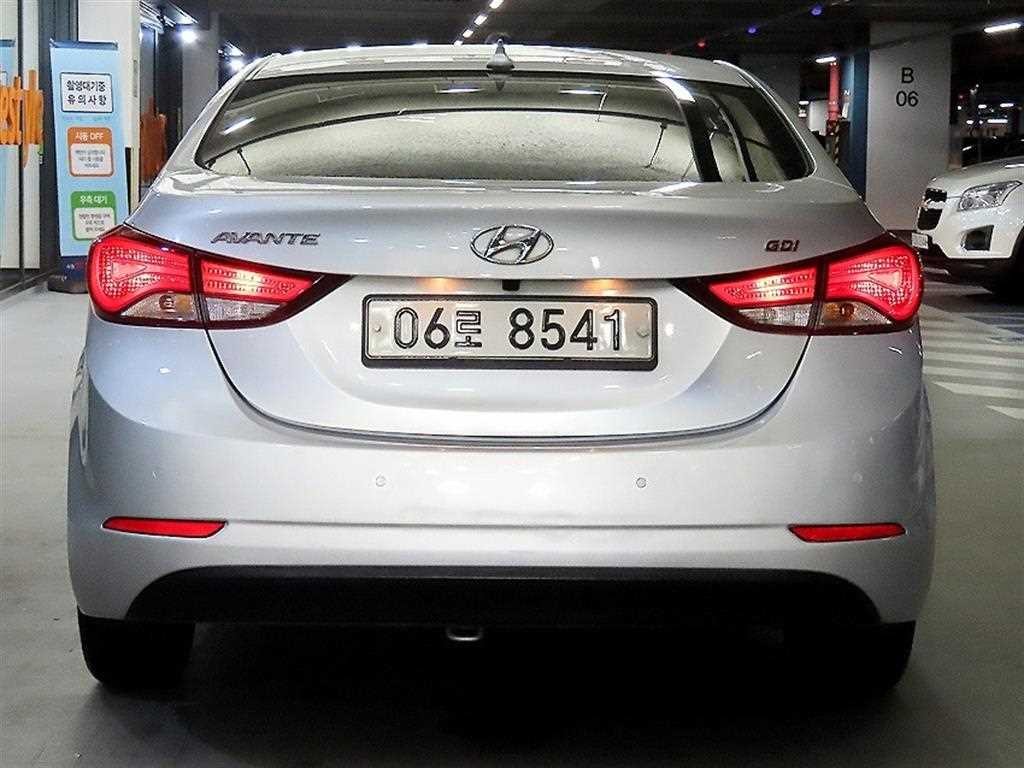 현대 아반떼 더 뉴 아반떼 1.6 GDI 스마트 기본형 이미지 5