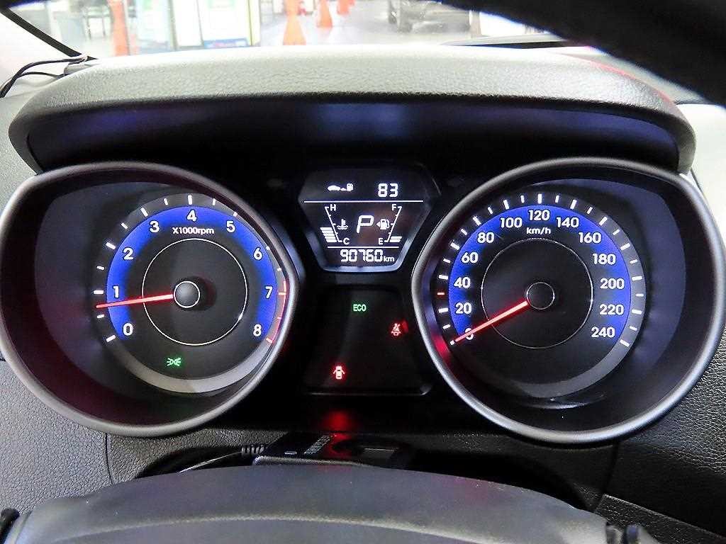 현대 아반떼 더 뉴 아반떼 1.6 GDI 스마트 기본형 이미지 9