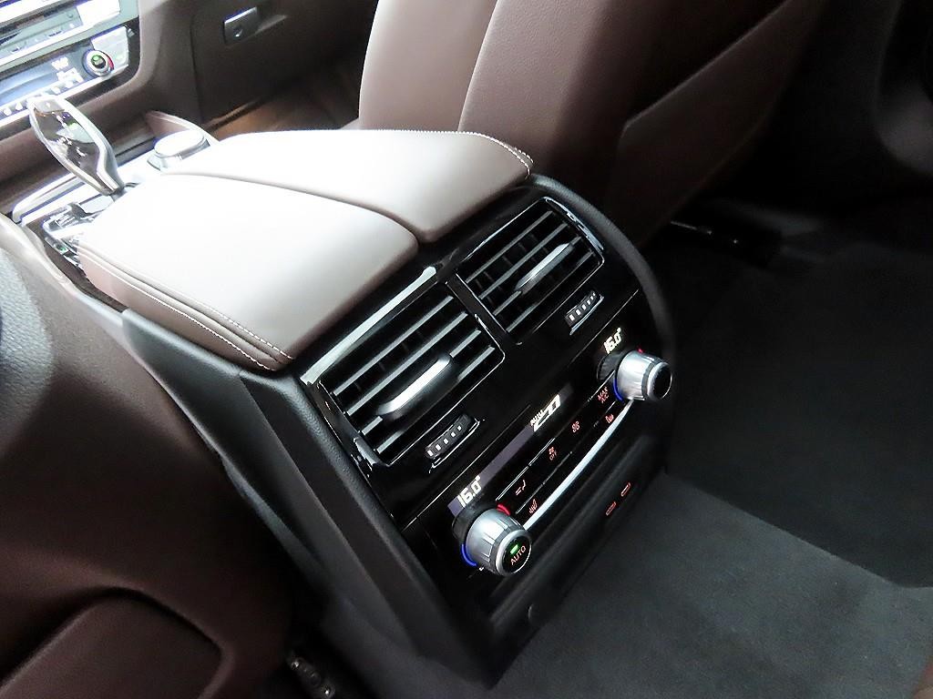 BMW 5시리즈 5시리즈 (G30) 530i 럭셔리 이미지 16