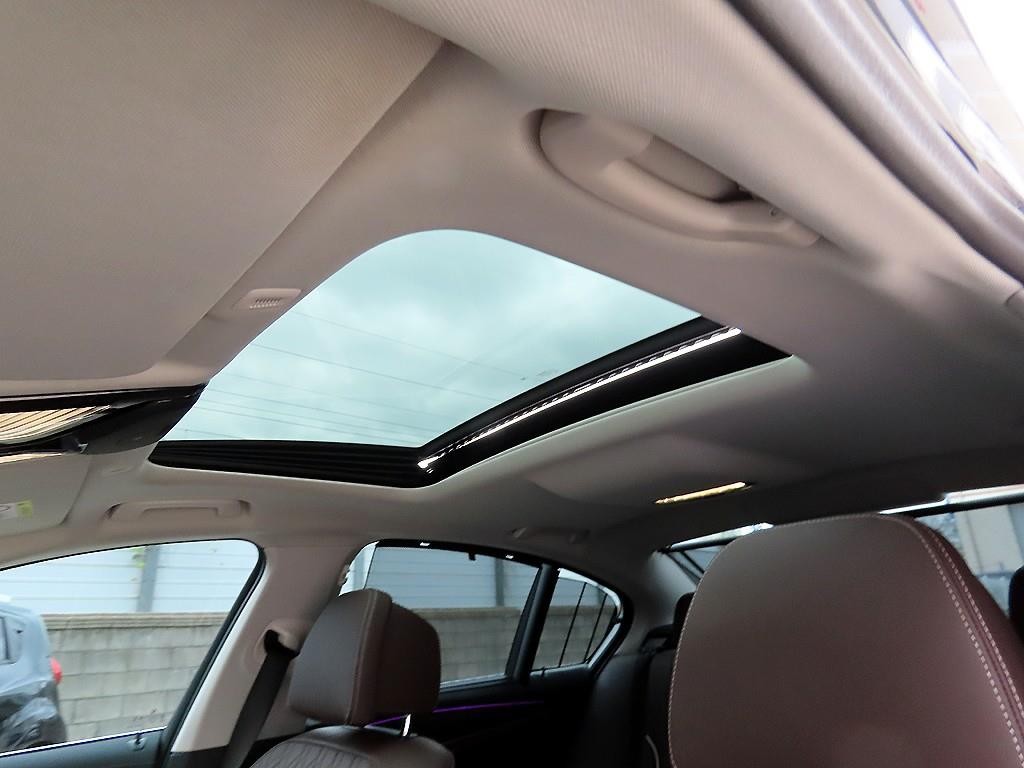 BMW 5시리즈 5시리즈 (G30) 530i 럭셔리 이미지 18
