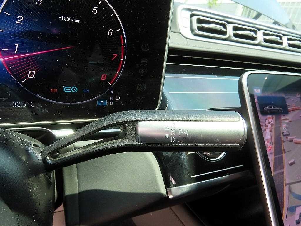 벤츠 S 클래스 S클래스-W223 마이바흐 S580 4MATIC 이미지 11