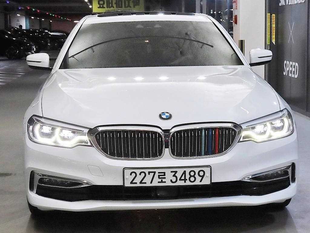 BMW 5시리즈 5시리즈 (G30) 530i xDrive 럭셔리 플러스 이미지 2