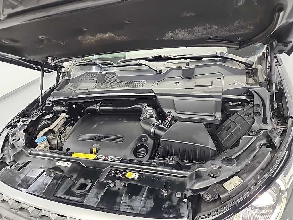 랜드로버 디스커버리 스포츠 2.2 SD4 HSE 럭셔리 이미지 5