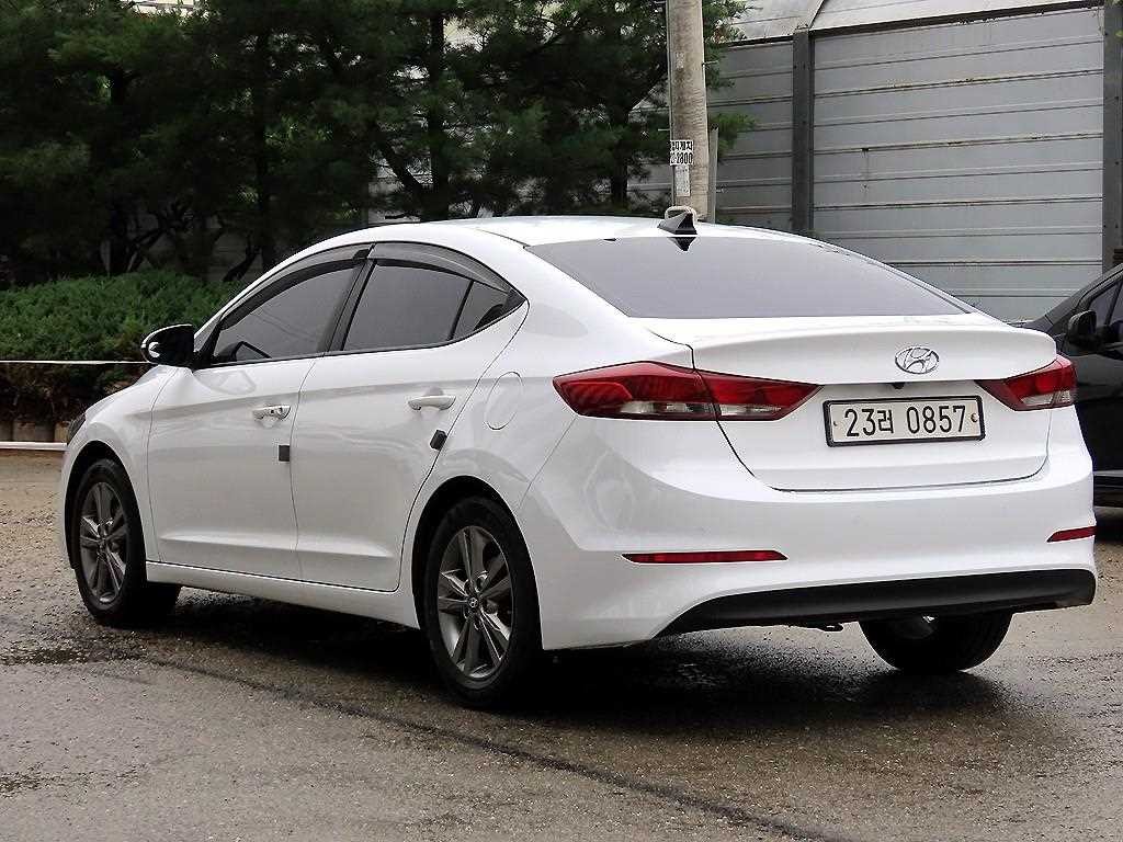 현대 아반떼 아반떼 AD 1.6 GDI 스마트 스페셜 이미지 3