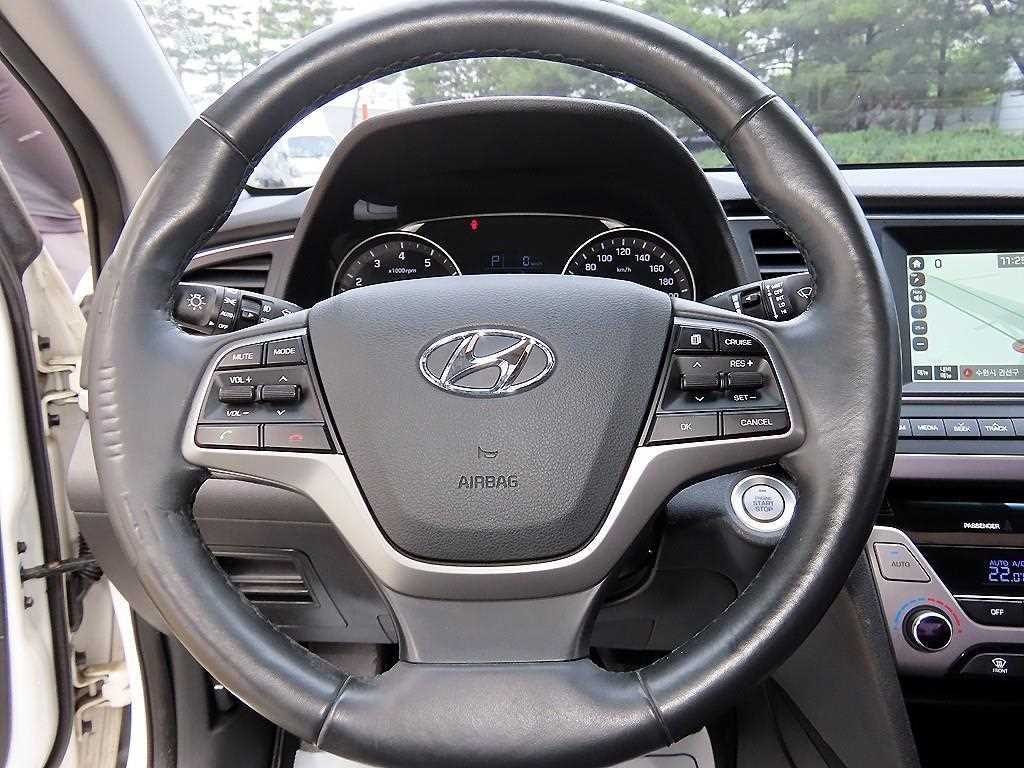 현대 아반떼 아반떼 AD 1.6 GDI 스마트 스페셜 이미지 8