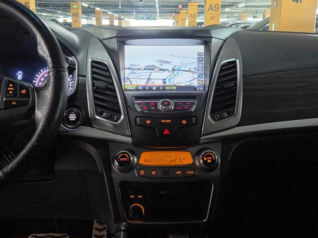 KG모빌리티(쌍용) 코란도 뉴코란도C 2WD 2.2 익스트림 이미지 15