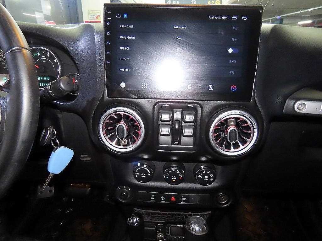 지프 랭글러 2.8 루비콘 4DR 이미지 11